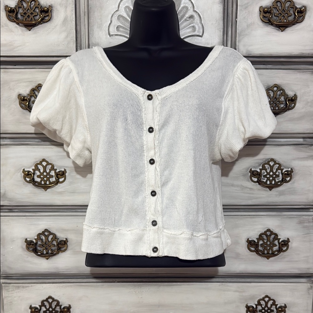We The Free White Flutter Sleeve Crop Blouse